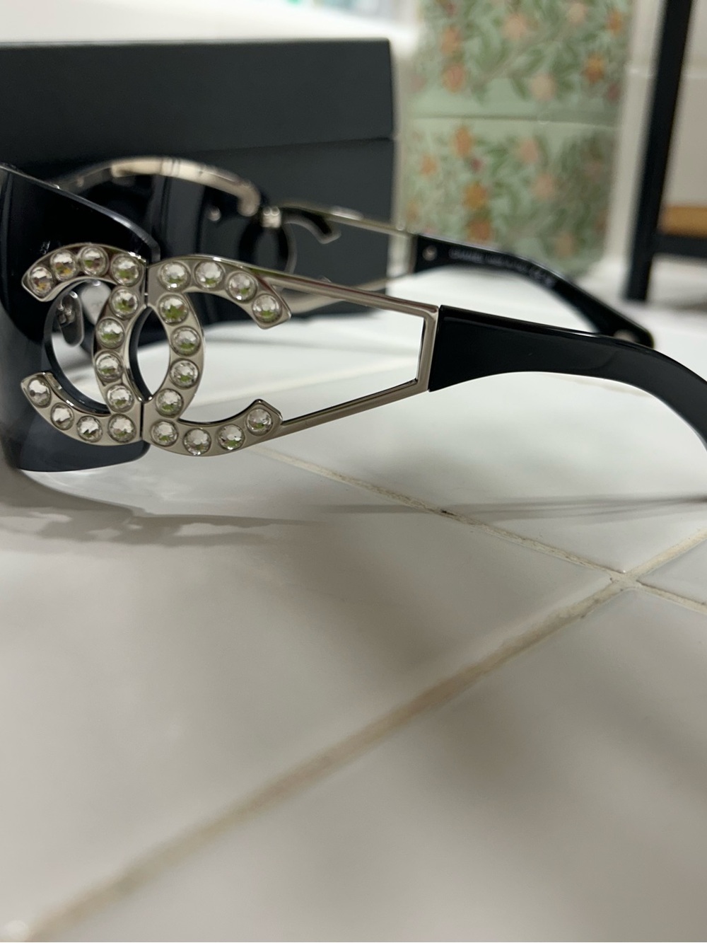 CHANEL Black Shield Sunglasses with Dark Gray Lenses - Picture 3 of 7